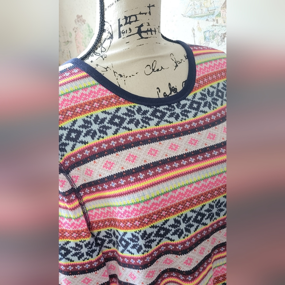 Ladies Thermal Top - Picture 2 of 6